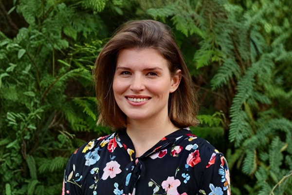 Chellie Maples Headshot